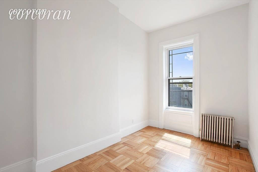 Brooklyn Apartments for Rent in Park Slope at 26 St. Johns Place