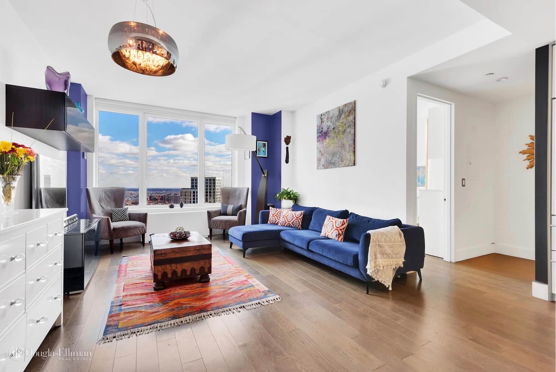 Downtown apartment for sale in Brooklyn 388 Bridge St 44F