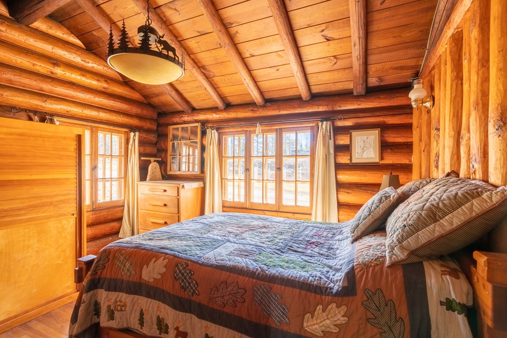 interior of cabin on knottingham road in ray brook ny