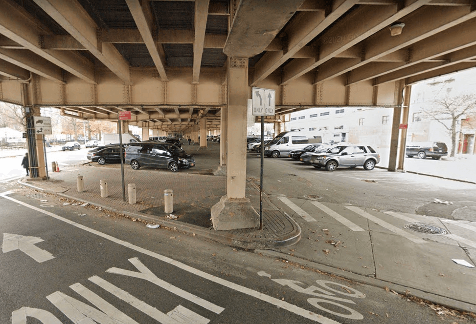 City Shows Plans for Protected Bike Lane on Meeker From Greenpoint