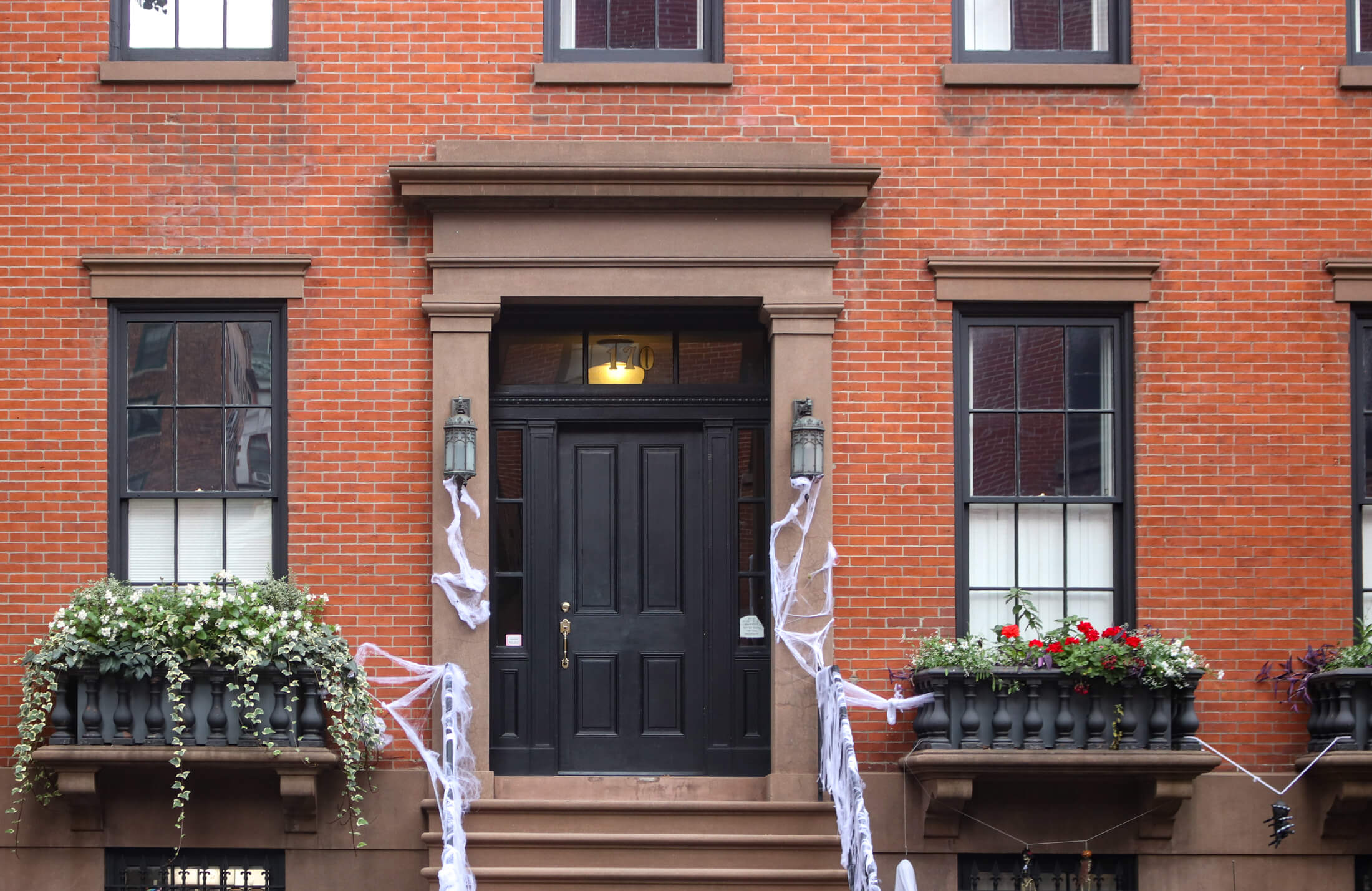 brooklyn heights halloween decorations