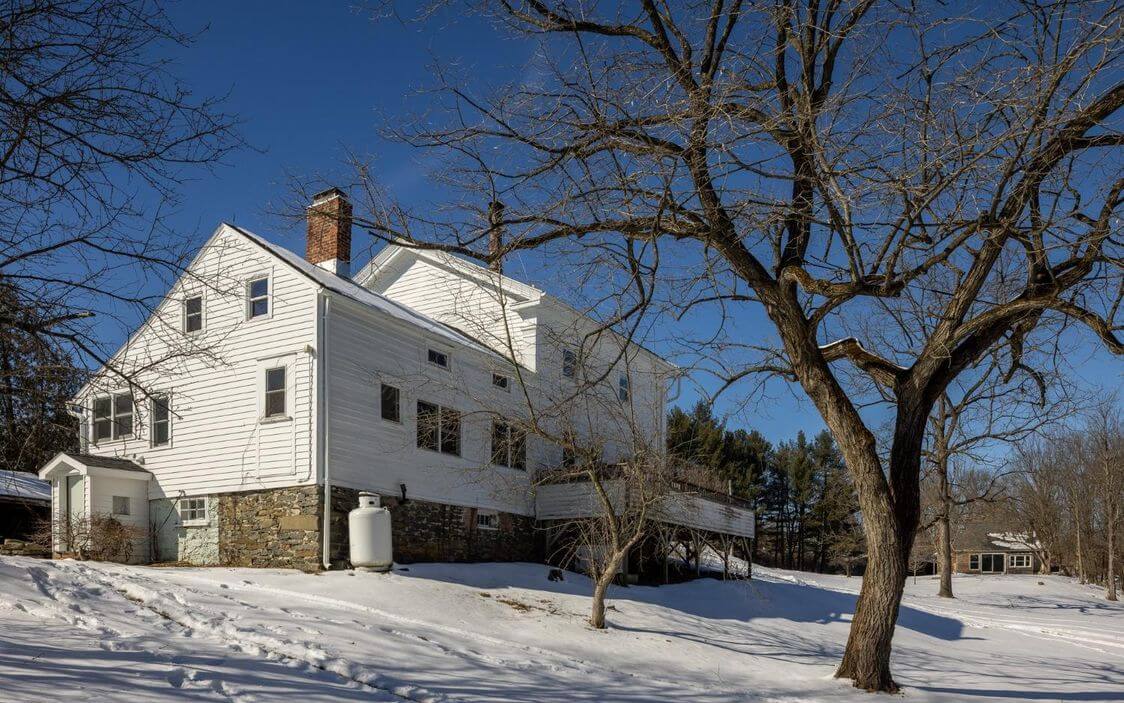 exterior of 66 county route 25a stuyvesant falls