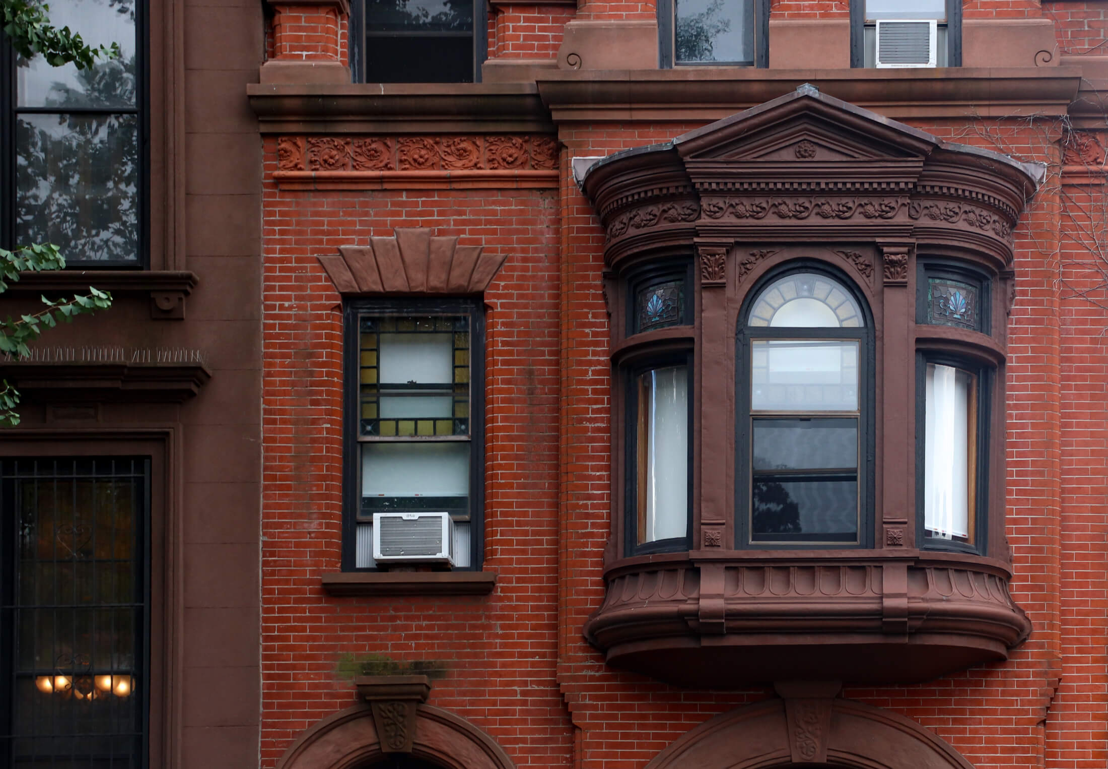 park slope oriel window