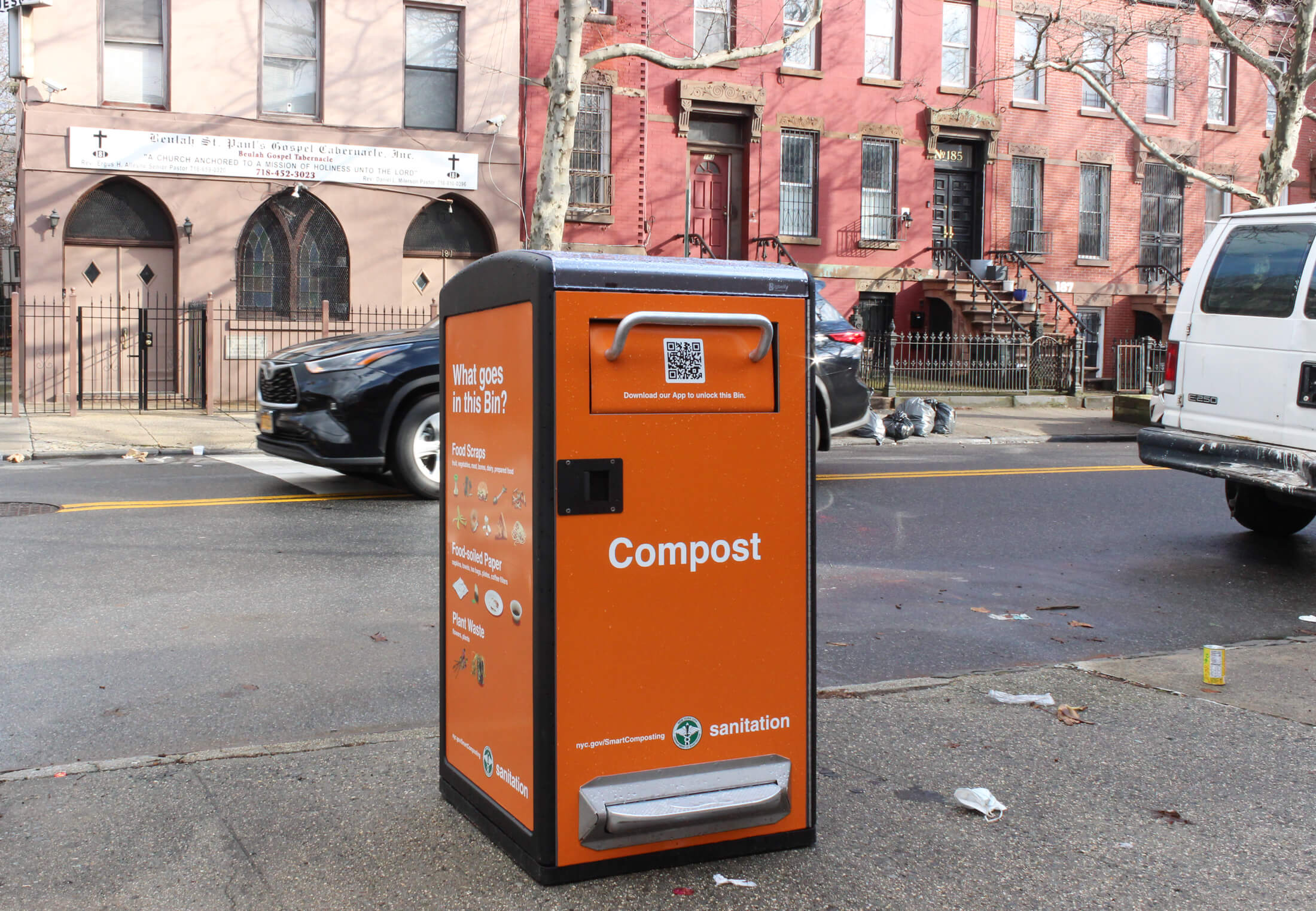 First Brooklyn Smart Compost Bins Appear on Bed Stuy Streets