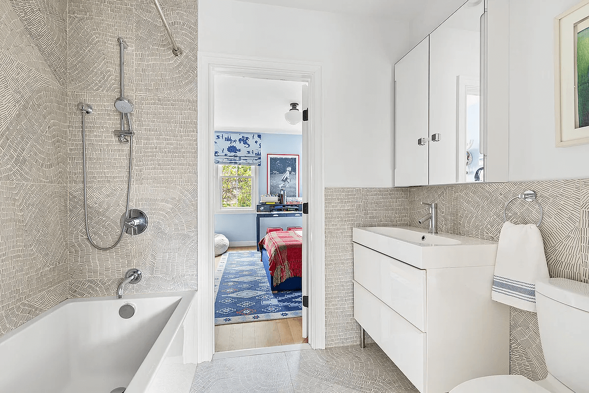 bathroom with white fixtures