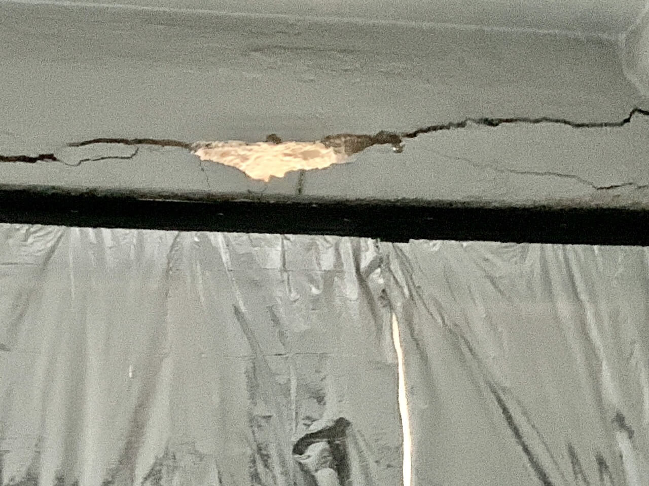 cracked wall