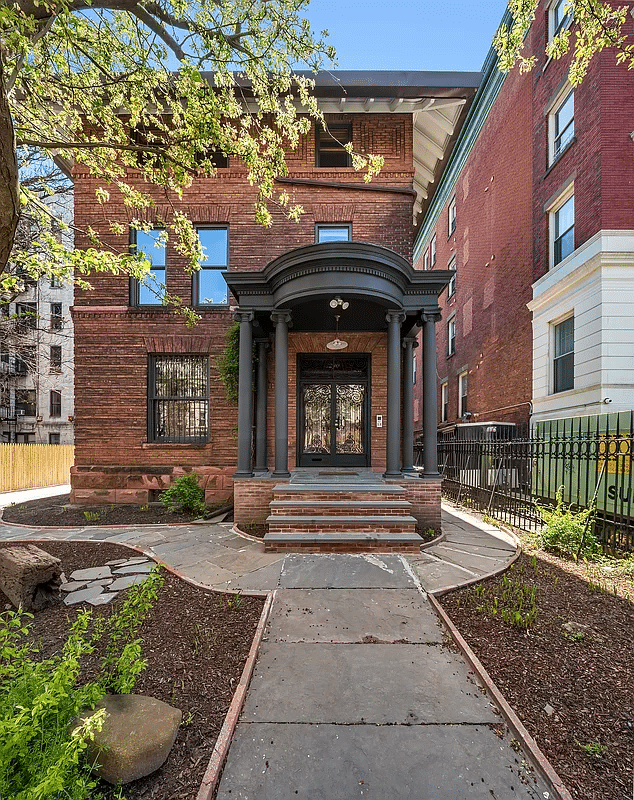 crown heights - brick standalone