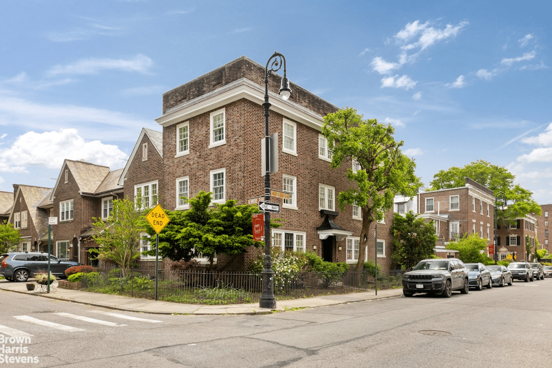 flatbush - Colonial Revival style brick corner home