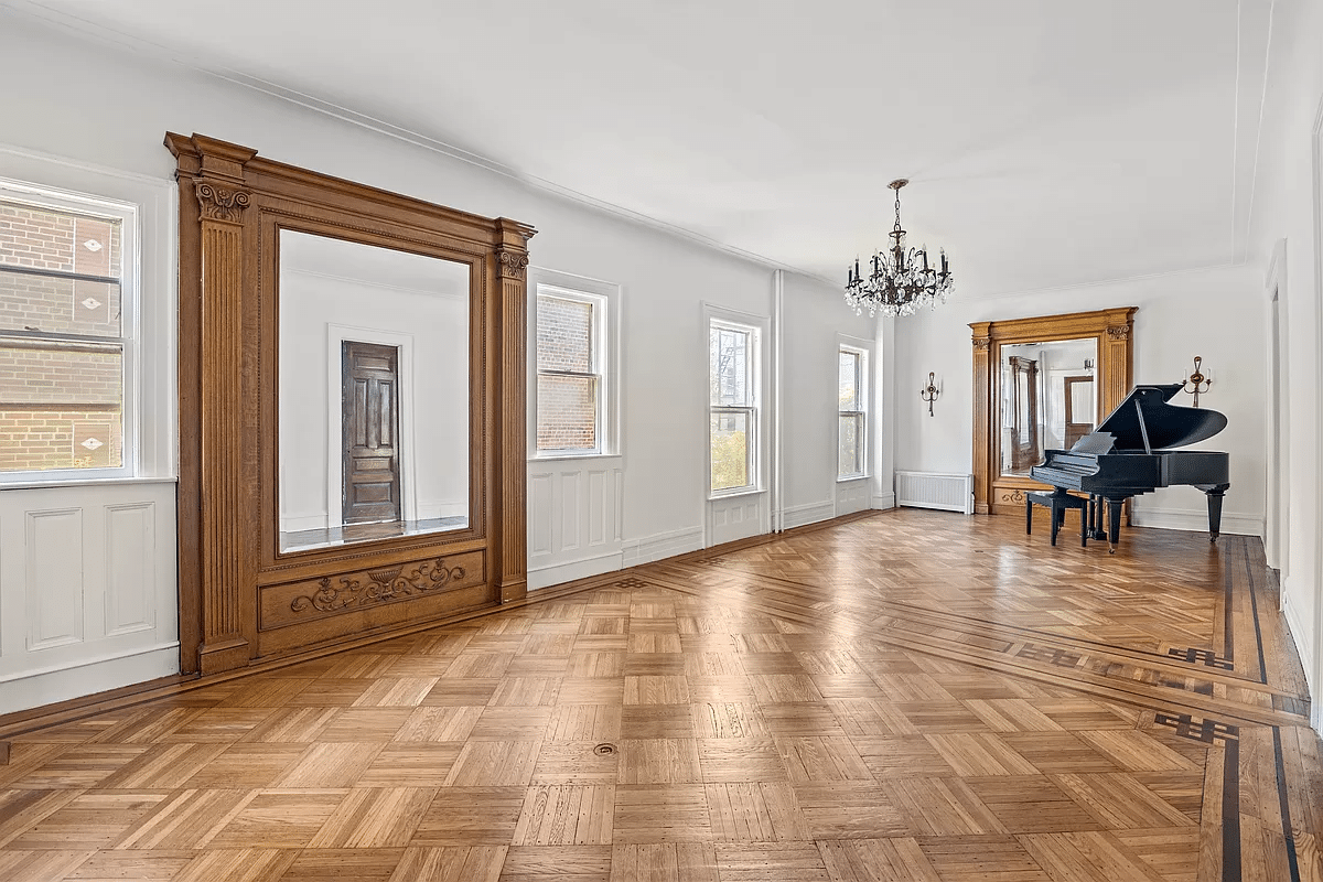 parlor with wood floor,moldings