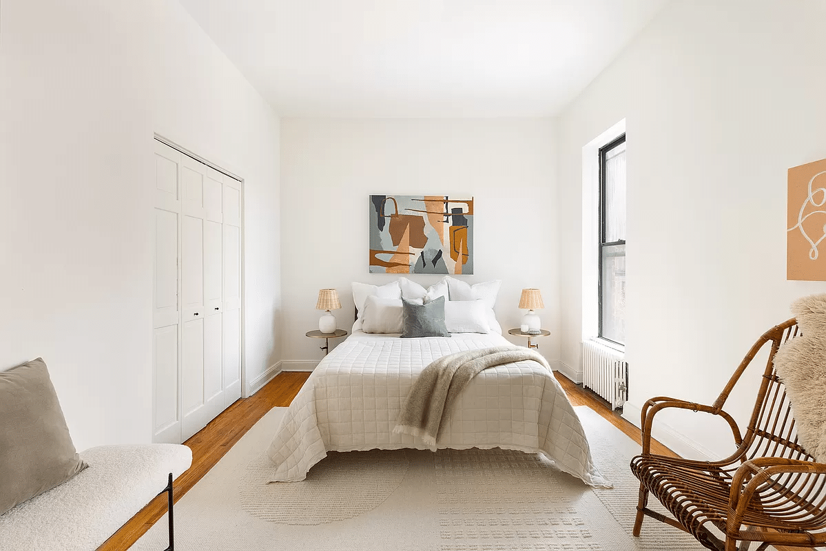 bedroom with one window, closet