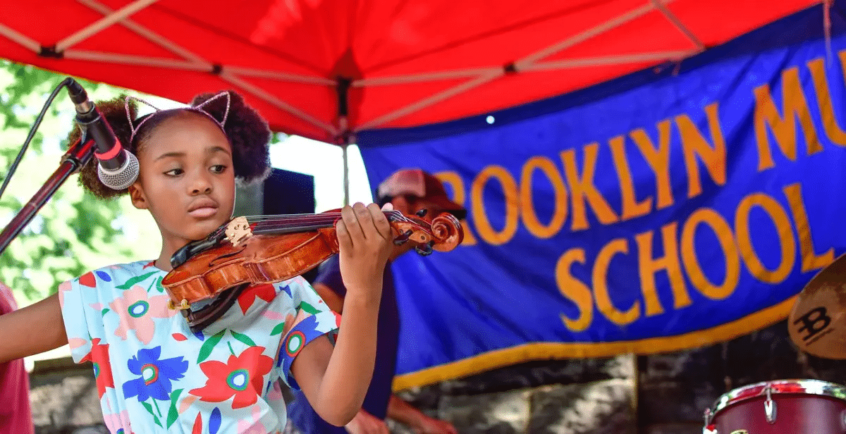 brooklyn music school - child playing a violin