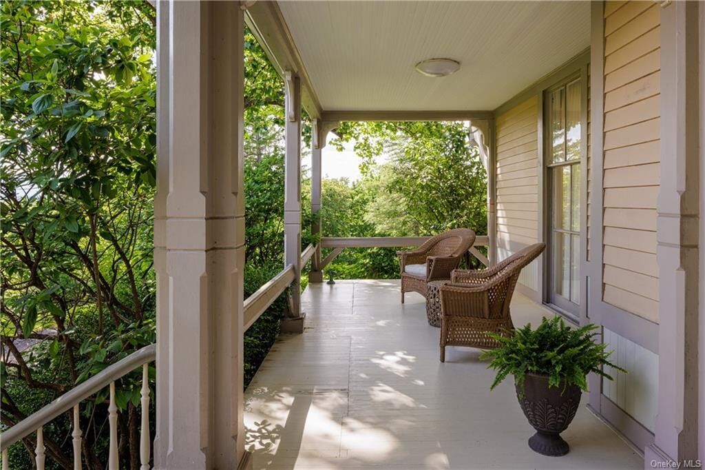 porch with wicker furniture