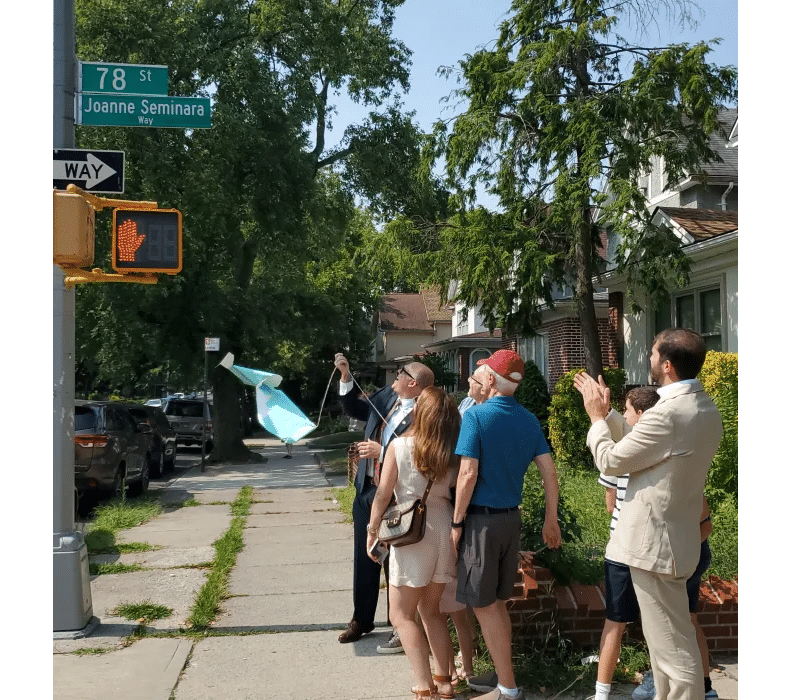 group reveals the sign