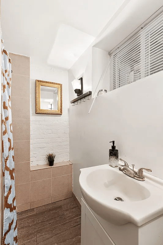 Bathroom in the basement with window