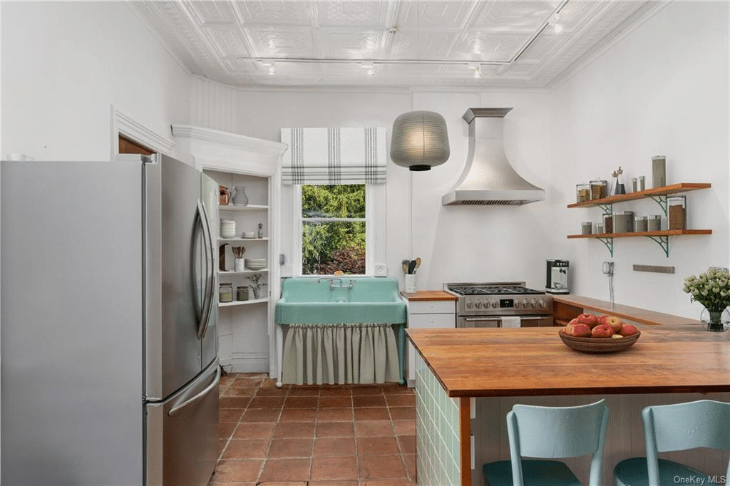 kitchen with jade sink