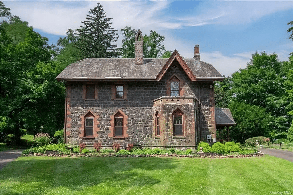 Rockland County – Exterior of a Gothic stone house