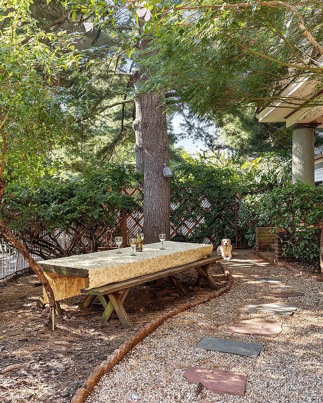 yard with gravel path, room for dining