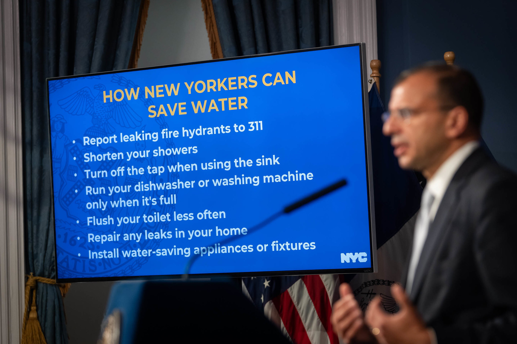 screen with tips on saving water