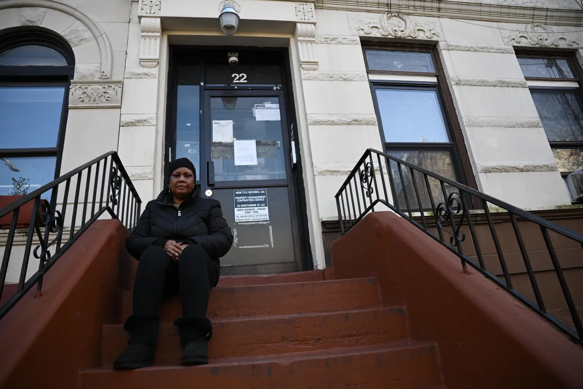 Residents at 22 Hawthorne St. in Prospect Lefferts Gardens say they’ve been dealing with a neglectful landlord for years.