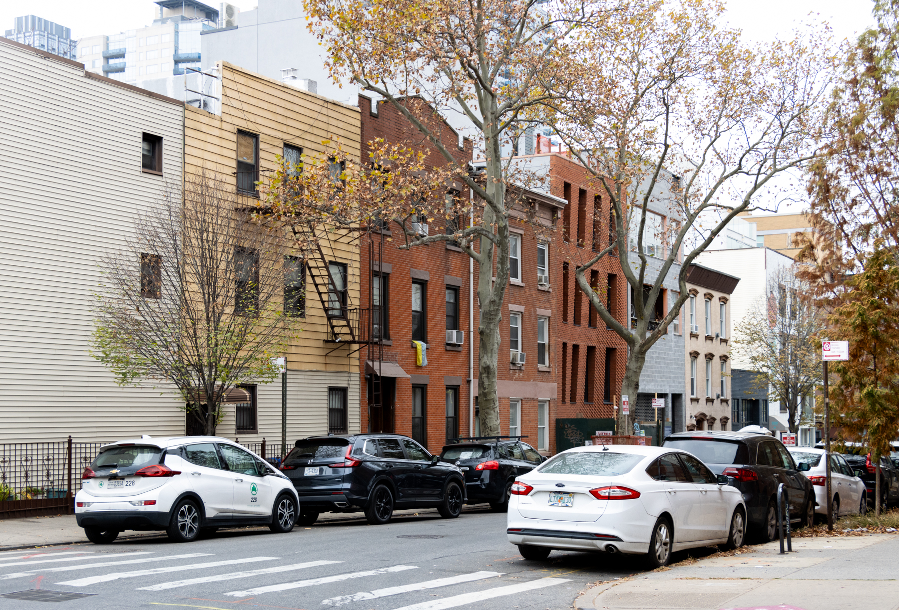 williamsburg - streetview showing the brick facade