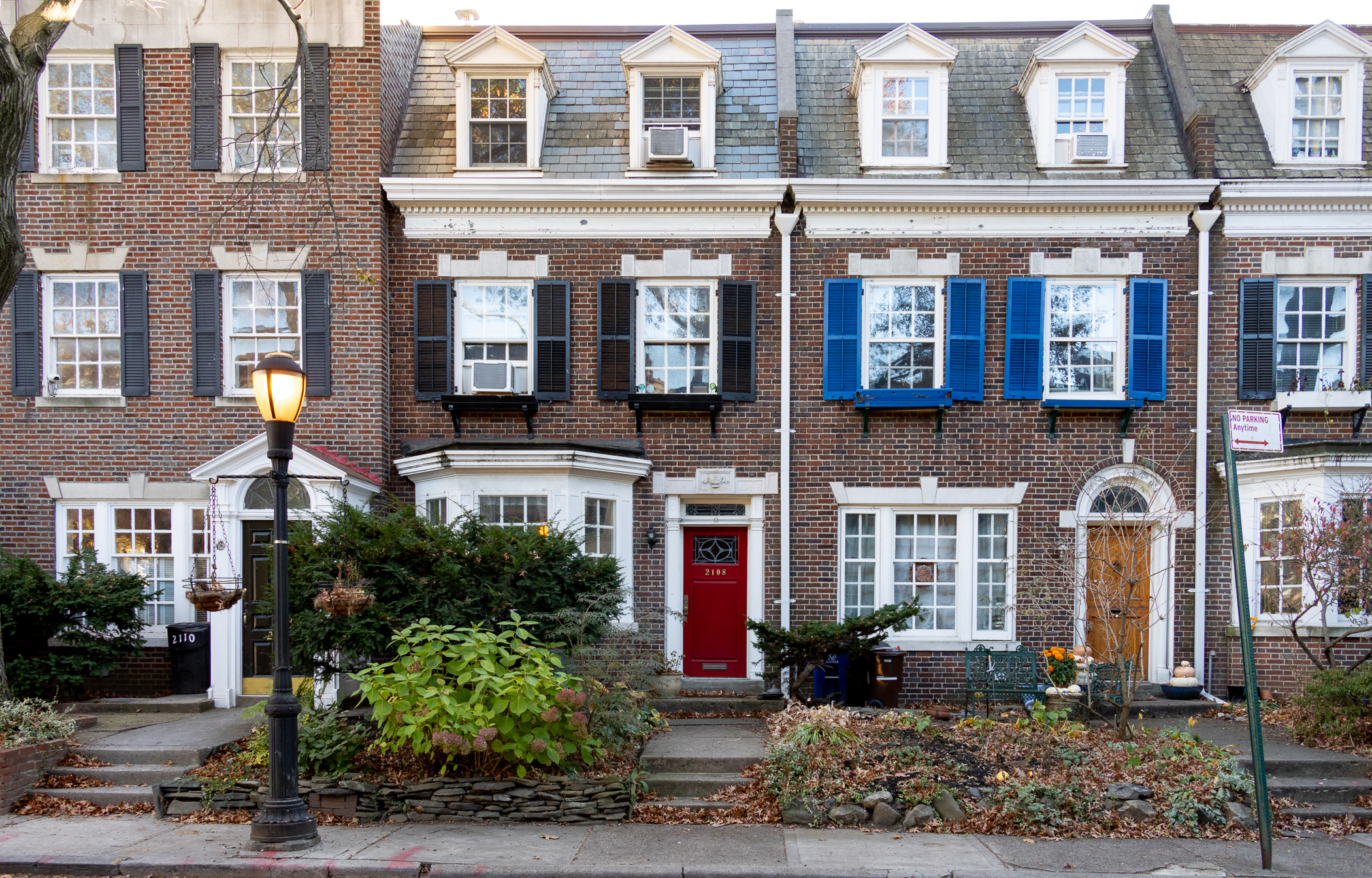 brooklyn - brick row houses in flatbush